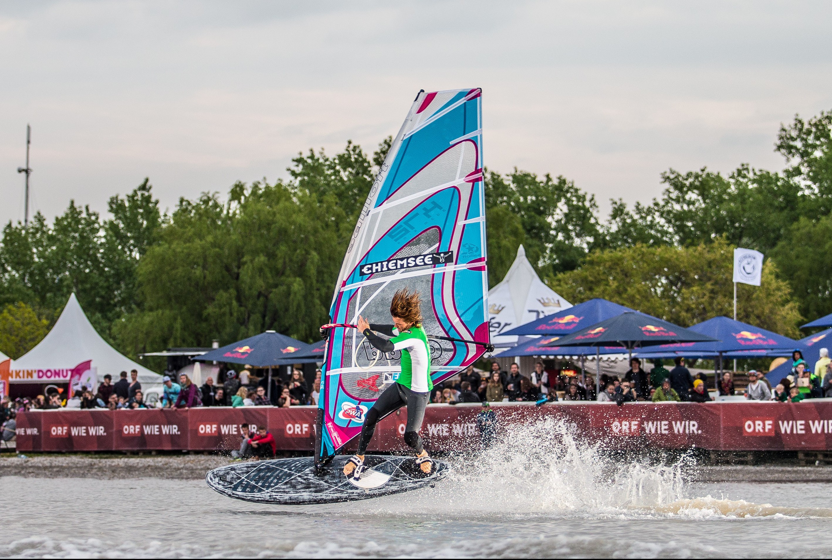 All eyes on the Chiemsee Tow-In qualifiers in Podersdorf 2015